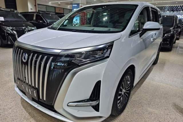 Used Denza D9 2022 EV 600 Four-Wheel Drive Flagship Model