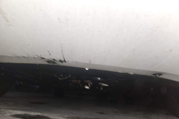 Used Denza D9 2022 DM-i 970 Four-Wheel Drive Flagship Model Chassis Front