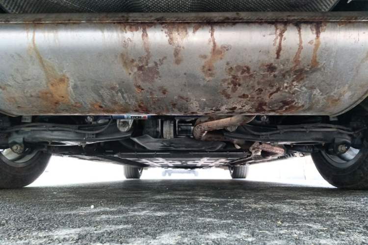 Used Denza D9 2022 DM-i 970 Four-Wheel Drive Prestige Model Chassis Rear