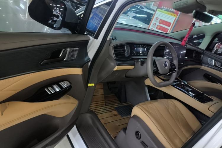 Used Denza D9 2022 DM-i 970 Four-Wheel Drive Flagship Model Driver Seat