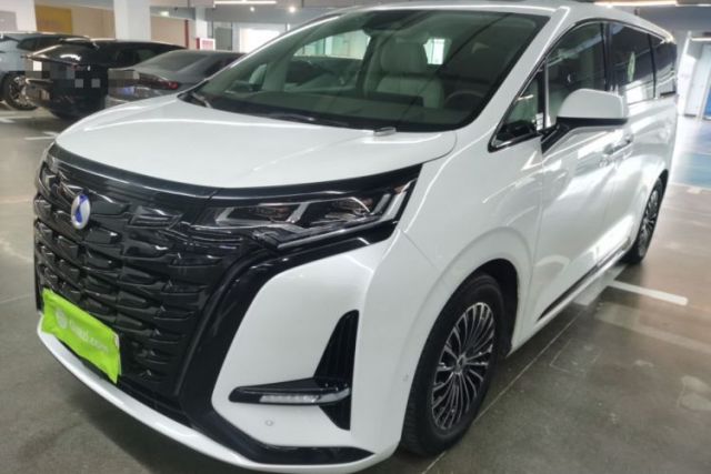 Used Denza D9 2022 DM-i 970 Four-Wheel Drive Flagship Model