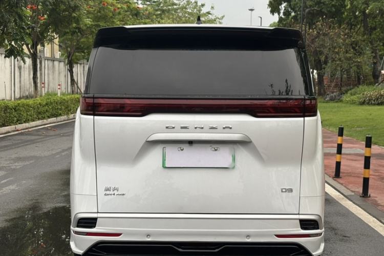 Used Denza D9 2022 DM-i 970 Four-Wheel Drive Flagship Model Exterior 1
