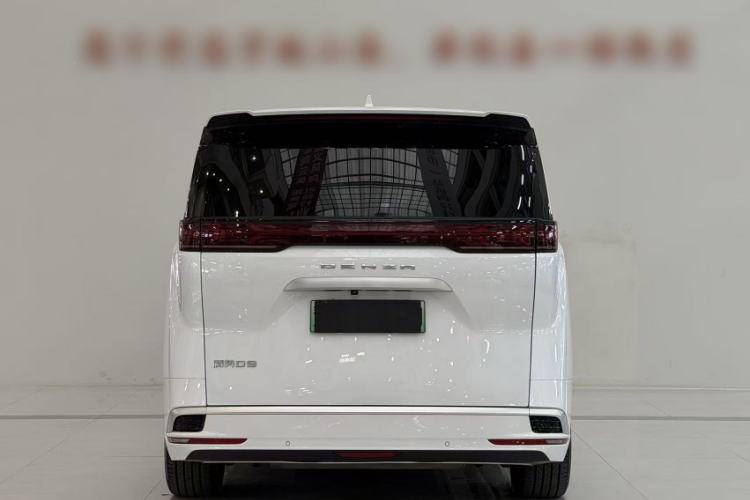 Used Denza D9 2022 DM-i 970 Four-Wheel Drive Prestige Model Exterior 5