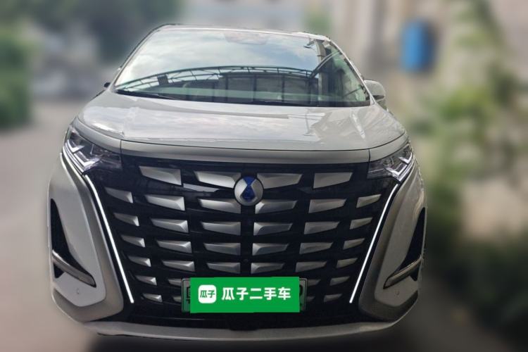 Used Denza D9 2022 DM-i 970 Four-Wheel Drive Flagship Model Front