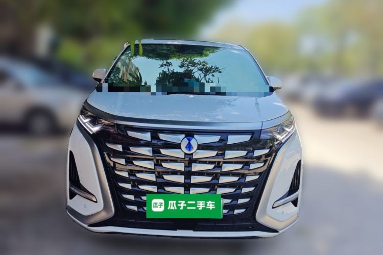 Used Denza D9 2022 DM-i 945 Luxury Model Front