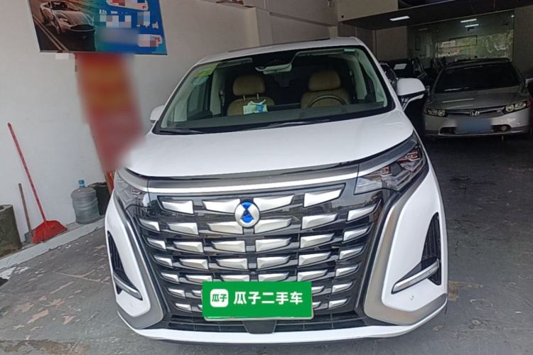 Used Denza D9 2022 DM-i 970 Four-Wheel Drive Flagship Model Front