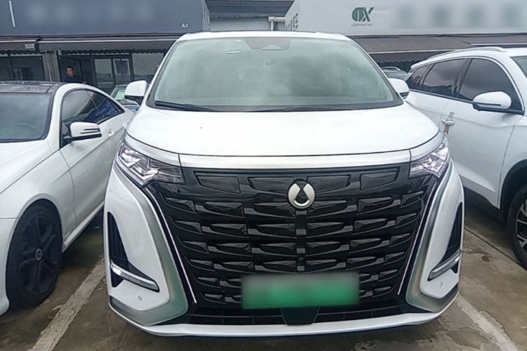 Used Denza D9 2022 DM-i 970 Four-Wheel Drive Flagship Model Front