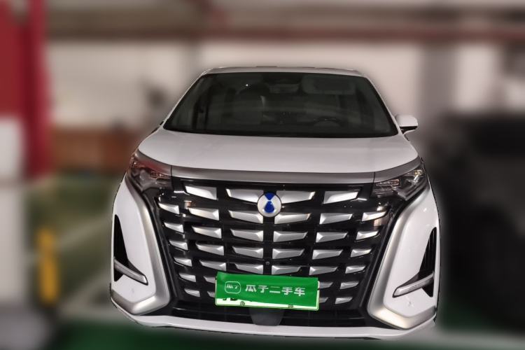 Used Denza D9 2022 DM-i 970 Four-Wheel Drive Flagship Model Front
