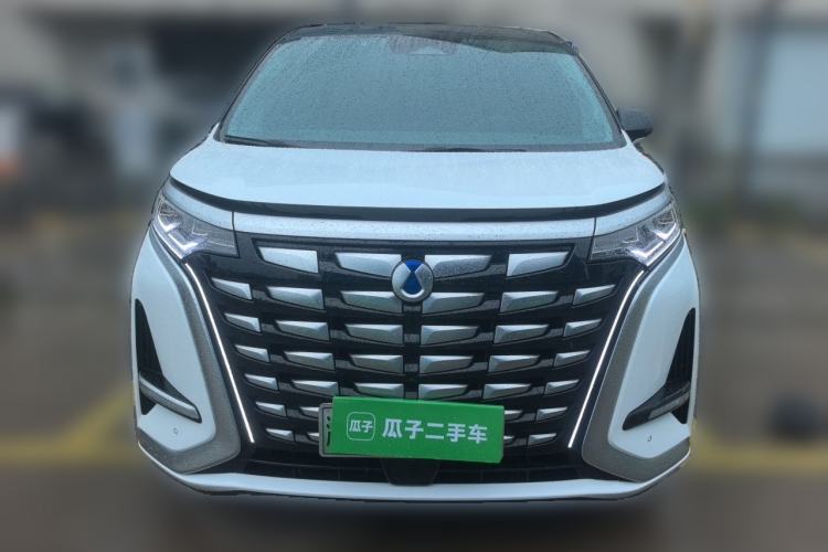Used Denza D9 2022 DM-i 970 Four-Wheel Drive Flagship Model Front