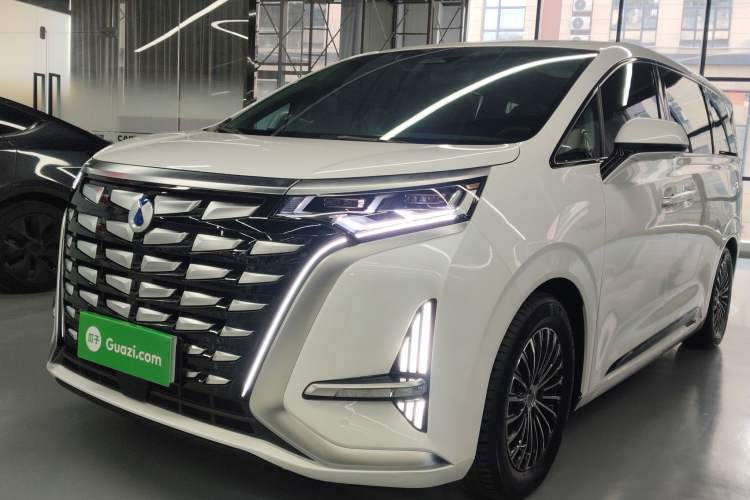 Used Denza D9 2022 DM-i 970 Four-Wheel Drive Prestige Model Guazi used car, China used car export, Used car for sale, Used cars, Cheapest cars for sale