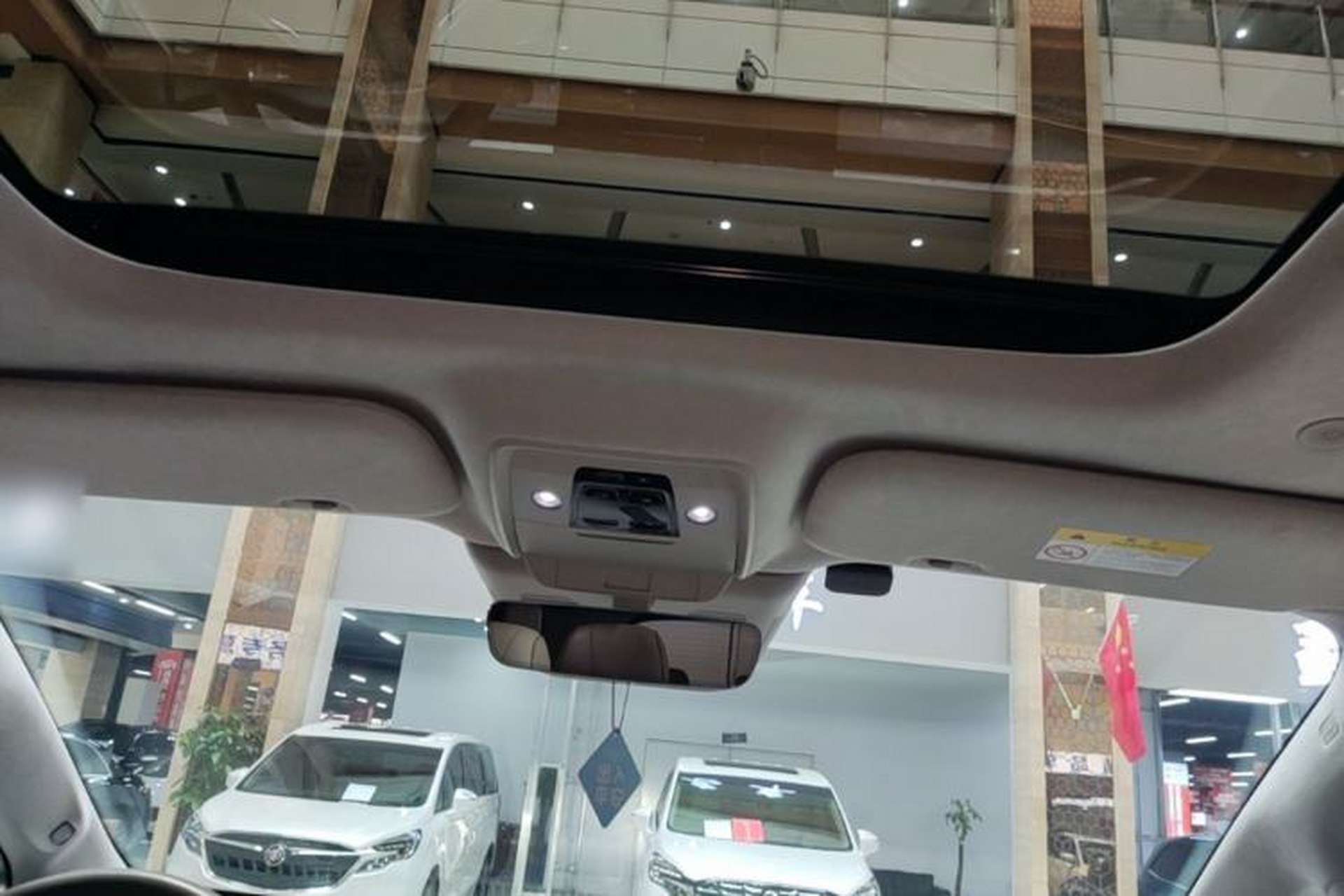 Used Denza D9 2022 DM-i 970 Four-Wheel Drive Flagship Model Headliner
