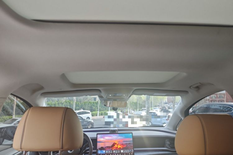 Used Denza D9 2022 DM-i 1040 Prestige Model Headliner