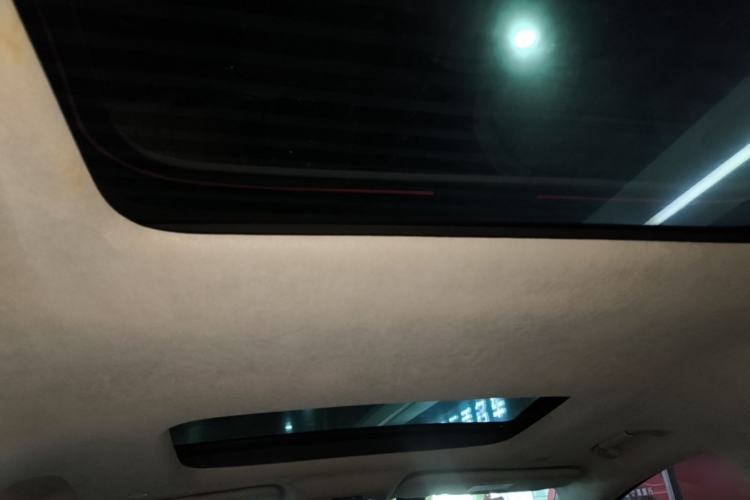 Used Denza D9 2022 DM-i 970 Four-Wheel Drive Flagship Model Headliner