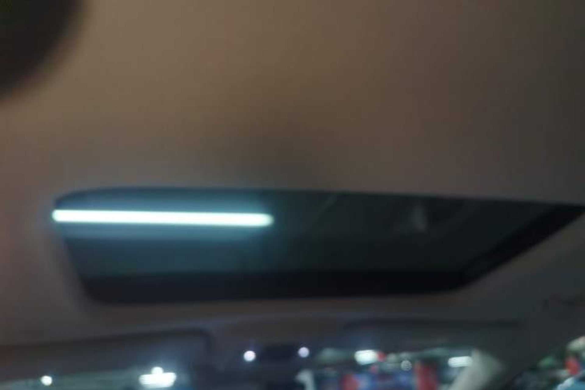 Used Denza D9 2022 DM-i 1040 Prestige Model Headliner
