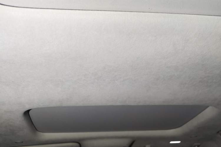Used Denza D9 2022 DM-i 970 Four-Wheel Drive Flagship Model Headliner