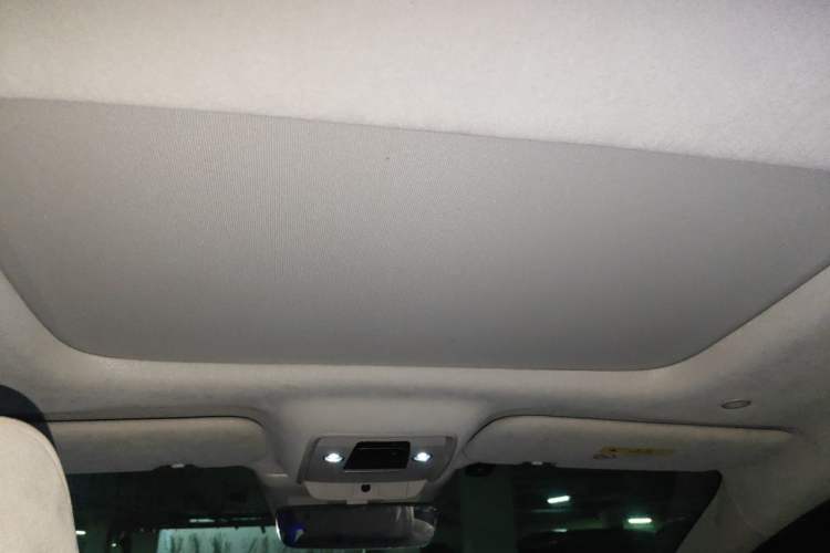 Used Denza D9 2022 DM-i 970 Four-Wheel Drive Flagship Model Headliner