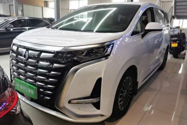 Used Denza D9 2022 DM-i 970 Four-Wheel Drive Flagship Model