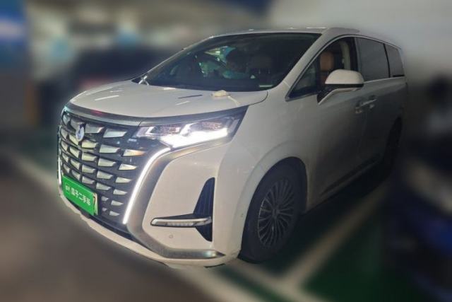 Used Denza D9 2022 DM-i 970 Four-Wheel Drive Flagship Model
