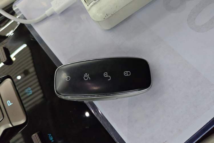 Used Denza D9 2022 DM-i 970 Four-Wheel Drive Flagship Model Interior 1