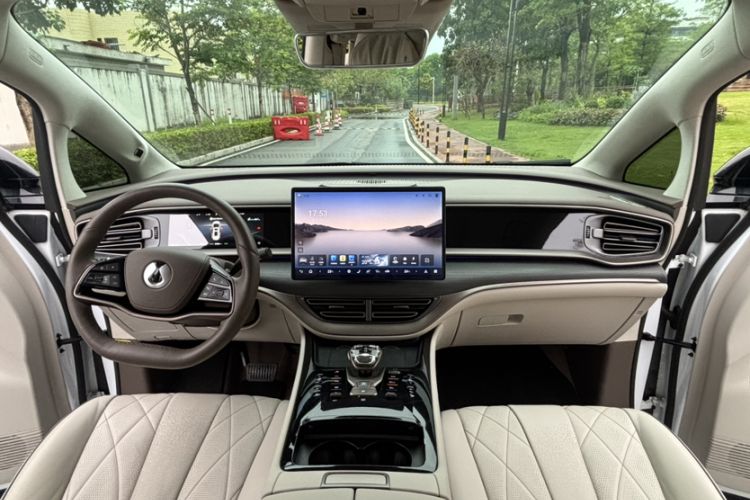 Used Denza D9 2022 DM-i 970 Four-Wheel Drive Flagship Model Interior 2