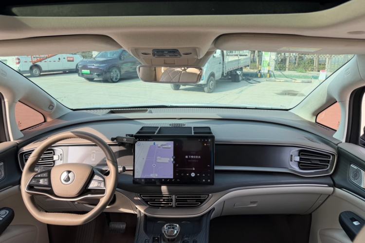 Used Denza D9 2022 DM-i 970 Four-Wheel Drive Flagship Model Interior 2