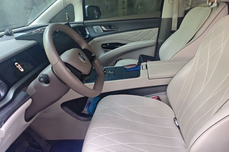 Used Denza D9 2022 DM-i 970 Four-Wheel Drive Flagship Model Left Front Seat
