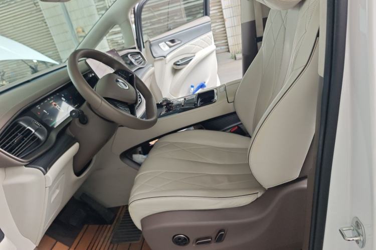 Used Denza D9 2022 DM-i 970 Four-Wheel Drive Flagship Model Left Front Seat