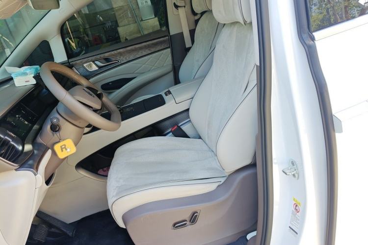 Used Denza D9 2022 DM-i 945 Luxury Model Left Front Seat