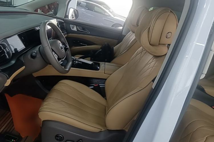 Used Denza D9 2022 EV 600 Four-Wheel Drive Flagship Model Left Front Seat