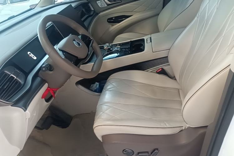 Used Denza D9 2022 DM-i 970 Four-Wheel Drive Prestige Model Left Front Seat