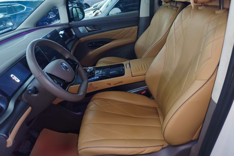 Used Denza D9 2022 DM-i 970 Four-Wheel Drive Flagship Model Left Front Seat