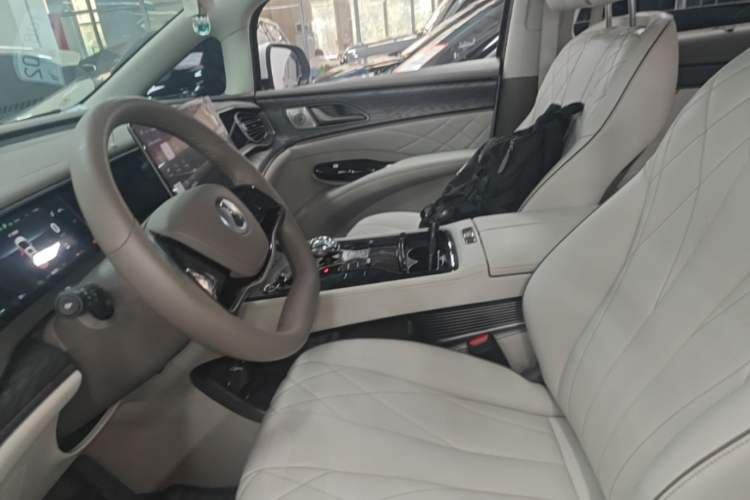 Used Denza D9 2022 DM-i 1040 Prestige Model Left Front Seat