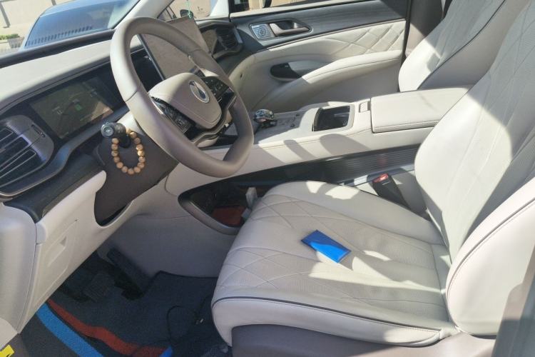 Used Denza D9 2022 DM-i 970 Four-Wheel Drive Flagship Model Left Front Seat