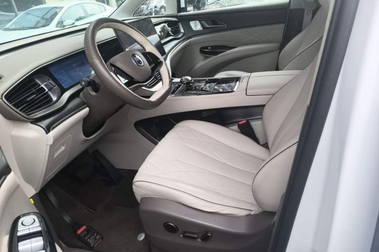Used Denza D9 2022 DM-i 970 Four-Wheel Drive Flagship Model Left Front Seat