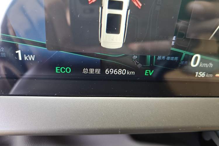 Used Denza D9 2022 DM-i 970 Four-Wheel Drive Prestige Model Odometer Close Up