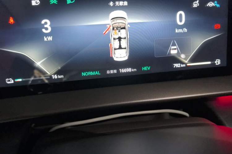 Used Denza D9 2022 DM-i 1040 Prestige Model Odometer Close Up