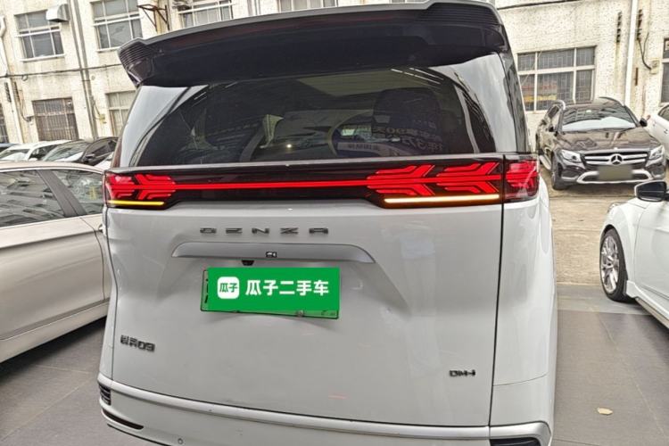 Used Denza D9 2022 DM-i 1040 Prestige Model Rear