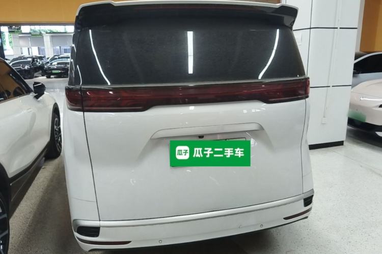 Used Denza D9 2022 DM-i 970 Four-Wheel Drive Flagship Model Rear