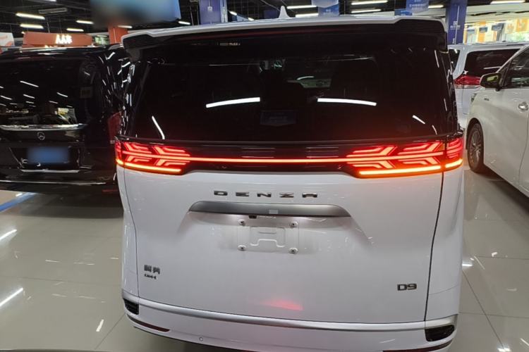 Used Denza D9 2022 DM-i 1040 Prestige Model Rear