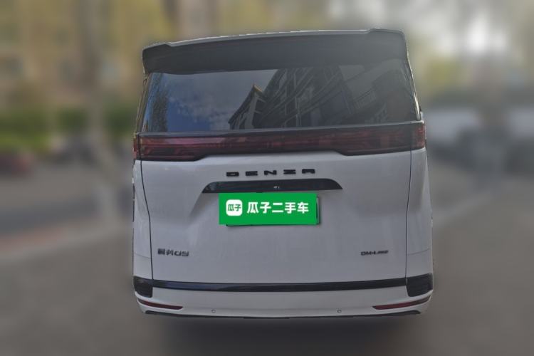 Used Denza D9 2022 DM-i 1040 Prestige Model Rear