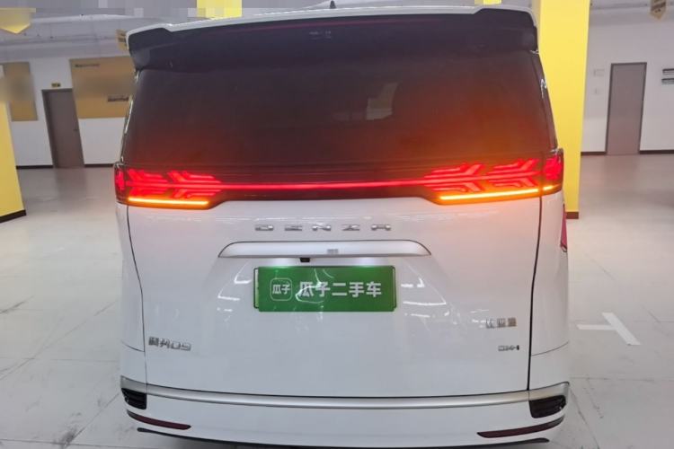 Used Denza D9 2022 DM-i 1040 Prestige Model Rear