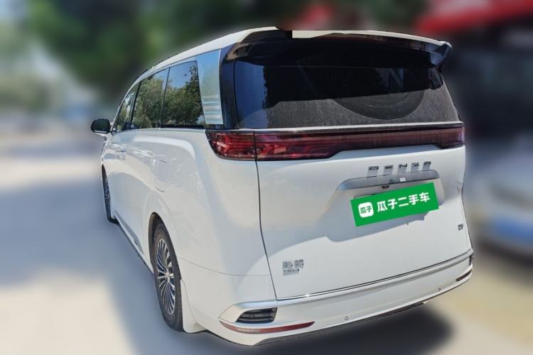Used Denza D9 2022 DM-i 945 Luxury Model Rear Left 45 Deg