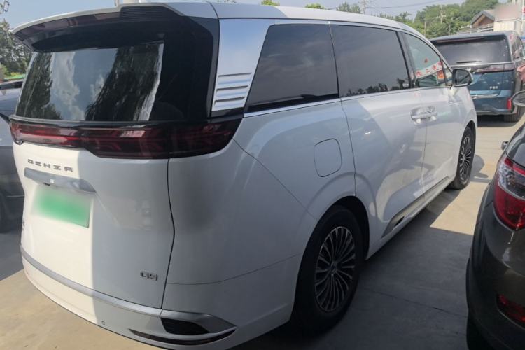 Used Denza D9 2022 DM-i 1040 Prestige Model Rear Right 45 Deg