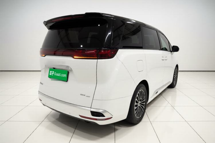 Used Denza D9 2022 DM-i 1040 Prestige Model Rear Right 45 Deg