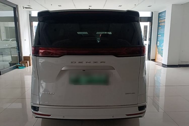Used Denza D9 2022 DM-i 970 Four-Wheel Drive Prestige Model Rear