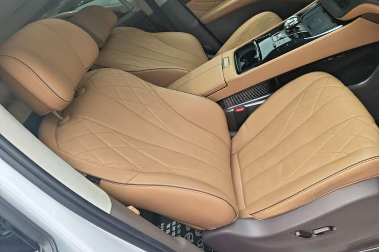 Used Denza D9 2022 DM-i 970 Four-Wheel Drive Flagship Model Right Front Seat