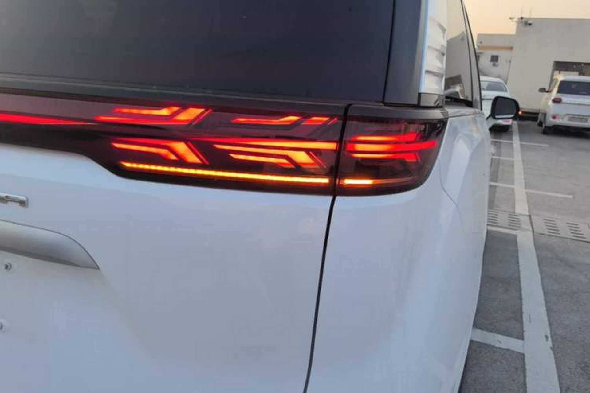 Used Denza D9 2022 DM-i 1040 Prestige Model Right Rear Taillight