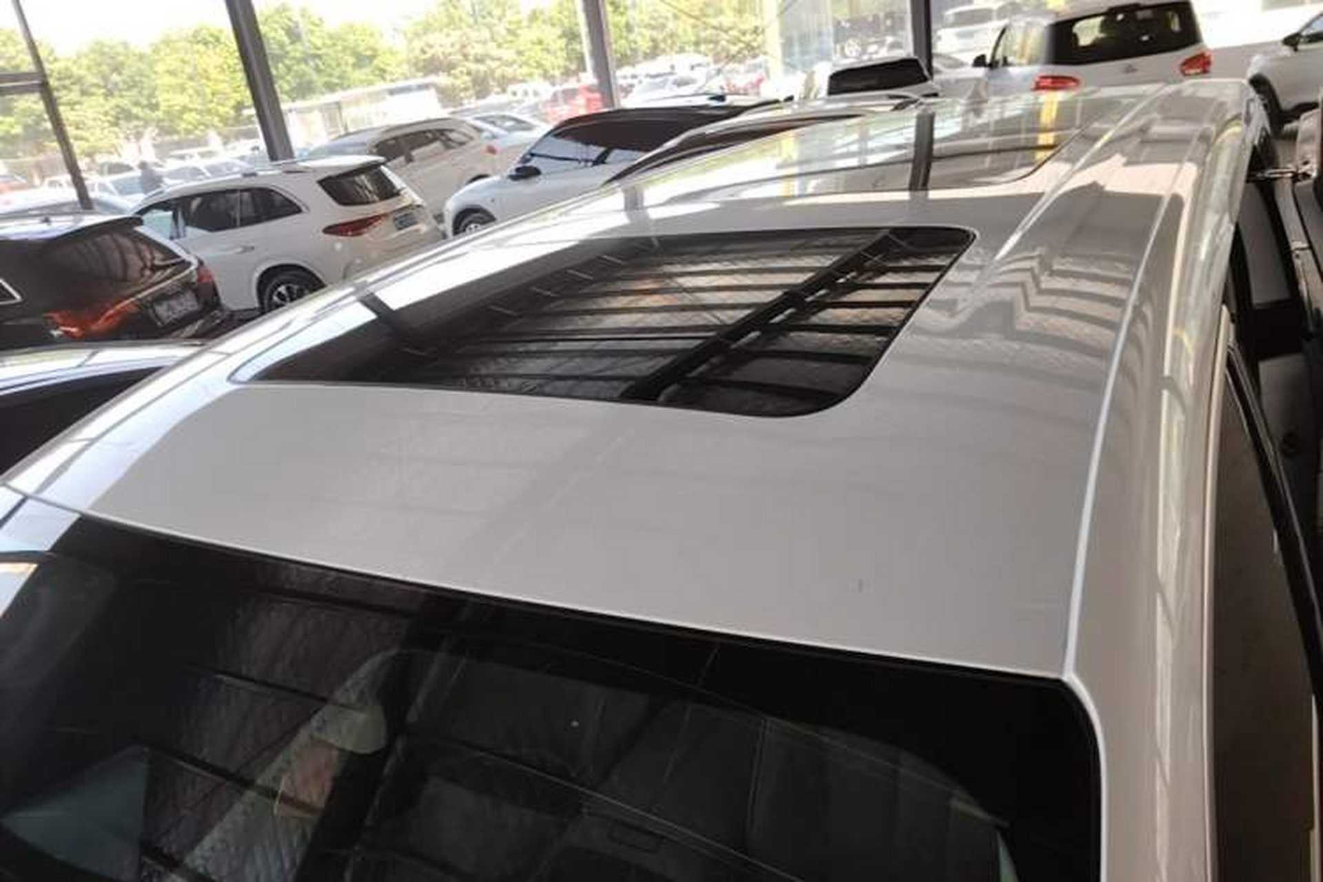 Used Denza D9 2022 DM-i 970 Four-Wheel Drive Flagship Model Roof