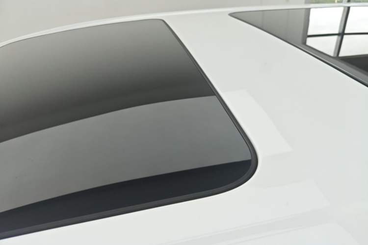 Used Denza D9 2022 DM-i 970 Four-Wheel Drive Flagship Model Roof