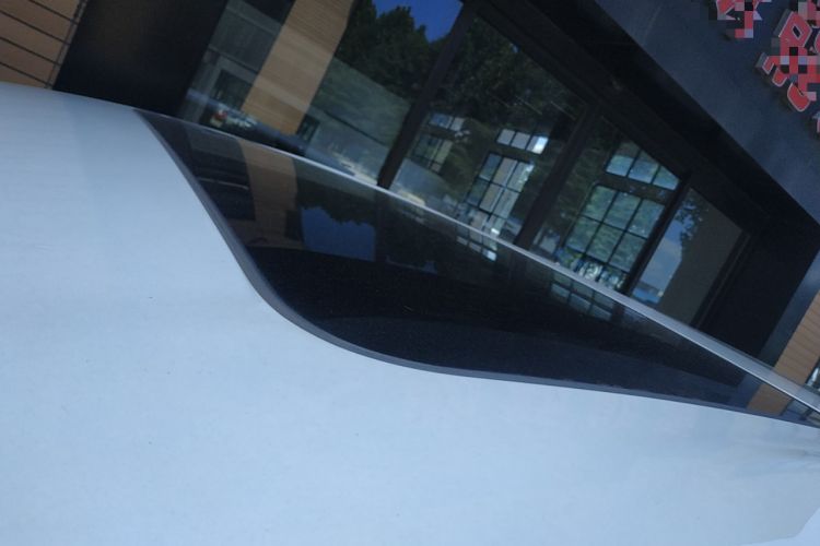 Used Denza D9 2022 DM-i 1040 Prestige Model Roof